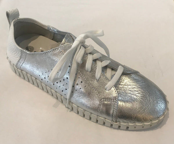 Eric Michael Brandie Sneaker